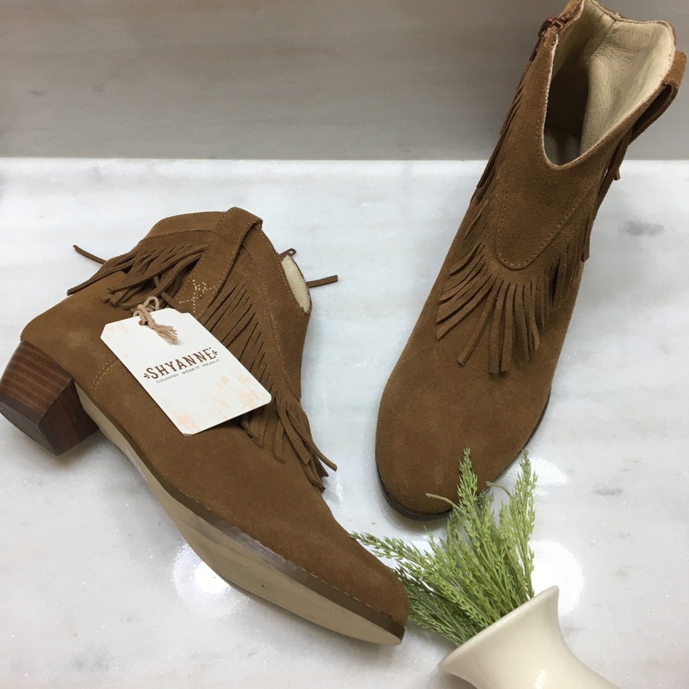 Shyanne | Western Fringe Booties 10M - Picture 8 of 8